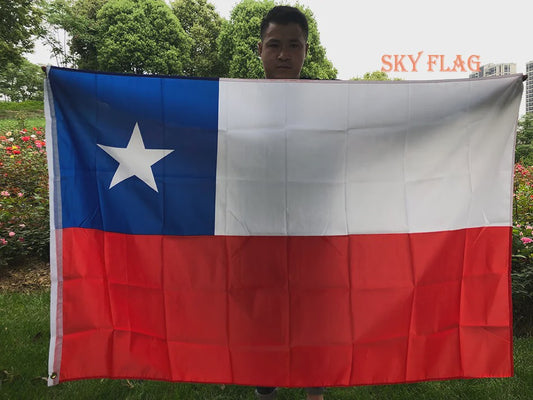 Chile Vlag 90x150cm - Polyester Vlaggenbanner met 2 Ophangringen
