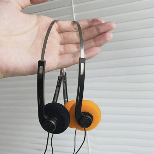 Retro 3.5mm Bedrade Koptelefoon - Universeel, Noise Cancelling, Lichtgewicht voor Muziek & Sport