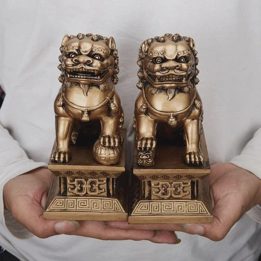 Chinese Geluks Leeuw Standbeeld - Feng Shui Decoratie Beeldje van Resin