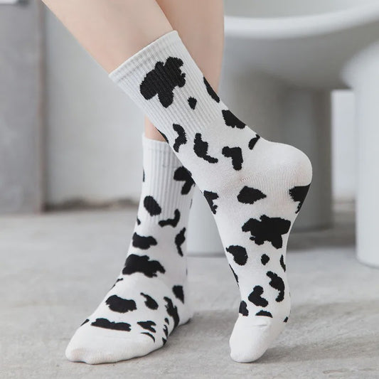 Schattige Koeienprint Sokken voor Dames & Meisjes - Trendy Streetwear & Casual Stijl
