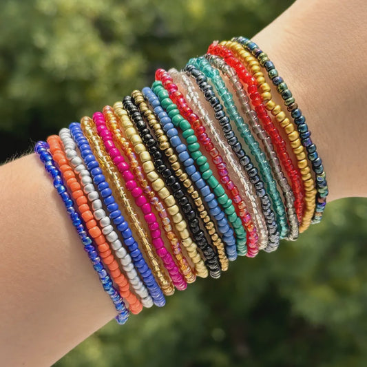 Set van 7 Elastische Rijstkorrel Armbanden - Handgeweven Kleurverloop & Dopamine Stijl