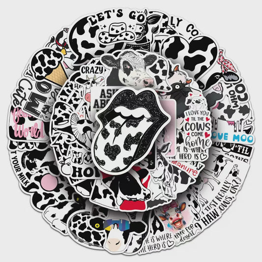 50x Trendy Cartoon Koe Stickers - Zwart-Wit Dierenprint Decals voor Telefoon, Tablet & Boxen