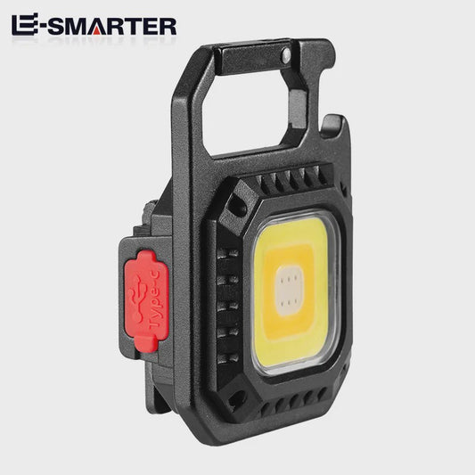 Compacte Multifunctionele LED Sleutelhanger Zaklamp met Flesopener - Draagbaar & Krachtig