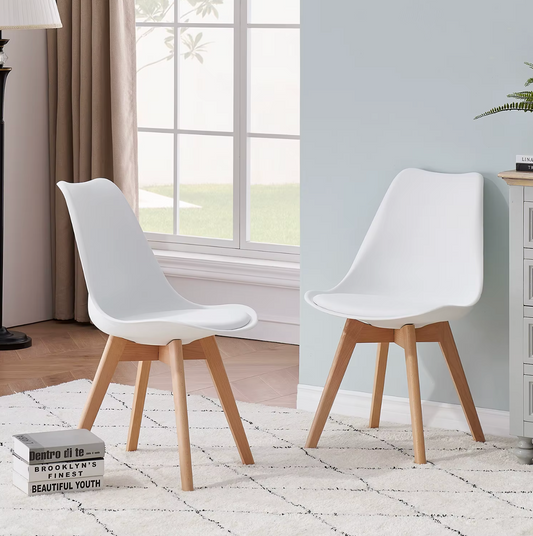Set van 6 Scandinavische Eetkamerstoelen – PU-Lederen Zitting & Beukenhouten Poten