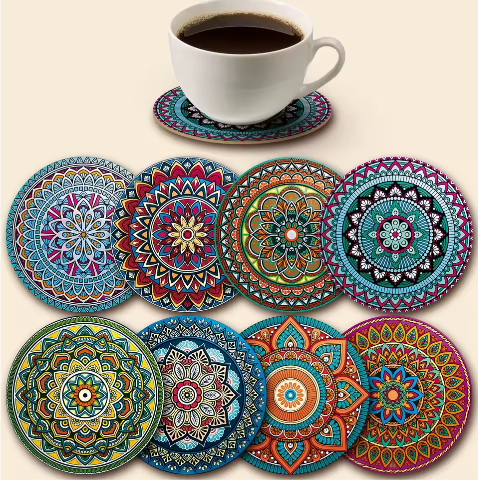 Set van 8 Houten Mandala Onderzetters – Decoratieve Onderzetterset voor Tafel en Bureau