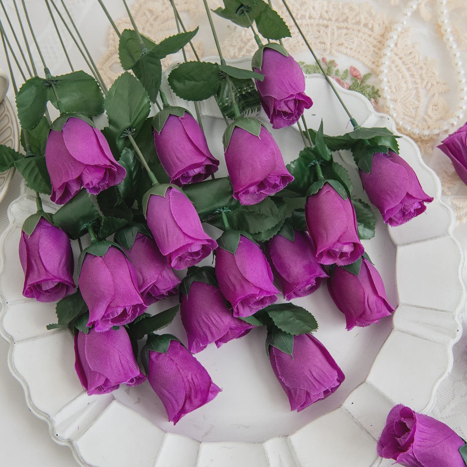 Boeket van 10 Rode Kunst Rozen met Vaas - Decoratie voor Huis, Tuin & Bruiloft
