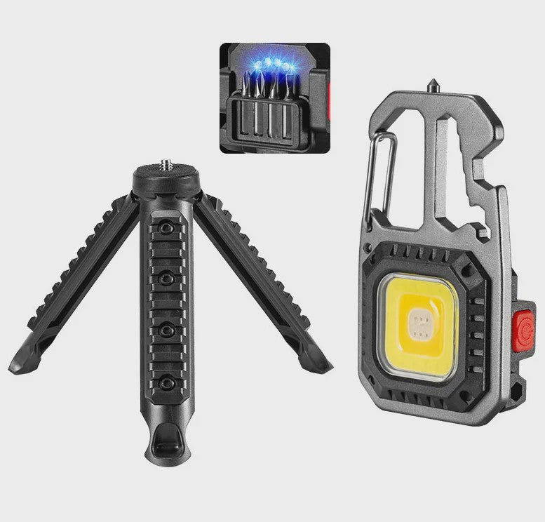 Multifunctionele Sleutelhanger Zaklamp met Gereedschap en Noodhamer