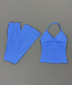 Dames Sportset: Seamless Strappy Top met Ruches & Butt Lifting Flare Leggings