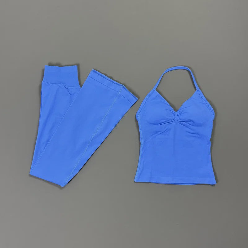 Dames Sportset: Seamless Strappy Top met Ruches & Butt Lifting Flare Leggings