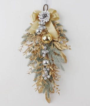 Luxe Kerstkrans voor Buitendeur - Goud, Denneappel & Rattan Decoratie 2024