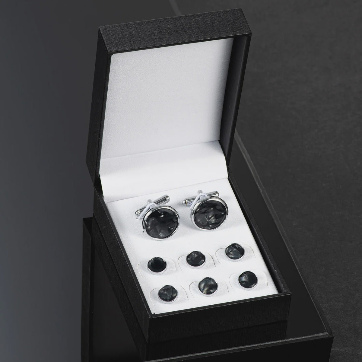 Set Manchetknopen en Studs Wit met Goudkleurig Randje - Stijlvolle Heren Accessoires