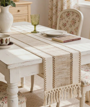 Groene Boho Tafel Runner met Franjes - Handgeweven - Rustiek Lente Decoratie