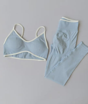 Naadloze 2-delige Sport Set: Leggings met Hoge Taille & Strappy Sport BH voor Fitness en Gym