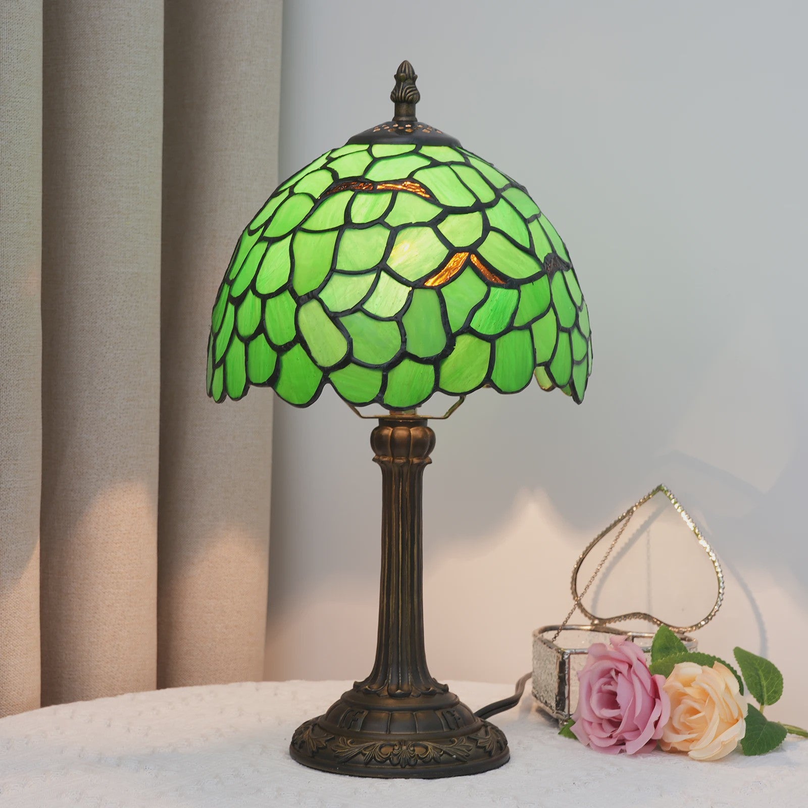 Vintage Stijl Tiffany Tafellamp - 20cm Breed Kleurrijk Glas - Sfeervolle Leeslamp