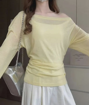 Dames Oversized T-shirt met Lange Mouwen en Off-Shoulder Design - Sexy Bandage Detail