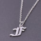 RVS Initiaal Ketting met Oude Engelse Letterhanger - 26 Letters, Perfect voor Hem, Haar of als Koppelkado