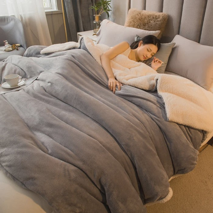 Luxe Dubbelzijdige Wol Pluche Deken - Warm & Comfortabel voor Bed, Bank & Camping