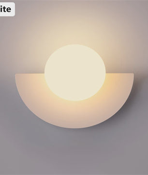 Moderne Wandlamp met Bolvormige Lampenkap - LED Verlichting voor Slaapkamer & Corridor