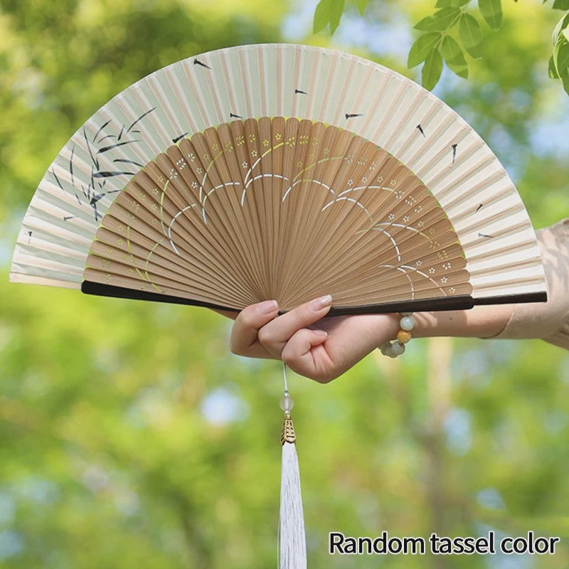 Elegante Chinese Stijl Vouwbare Handwaaier met Kwastje - Perfect voor Dans, Decoratie of Cadeau