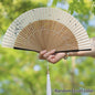 Elegante Chinese Stijl Vouwbare Handwaaier met Kwastje - Perfect voor Dans, Decoratie of Cadeau