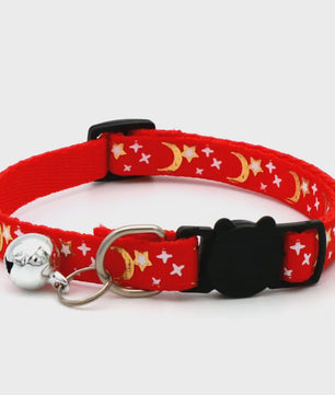 Verstelbare Kattenhalsband met Bel en Sterren/Maan Print - Veilig & Stijlvol