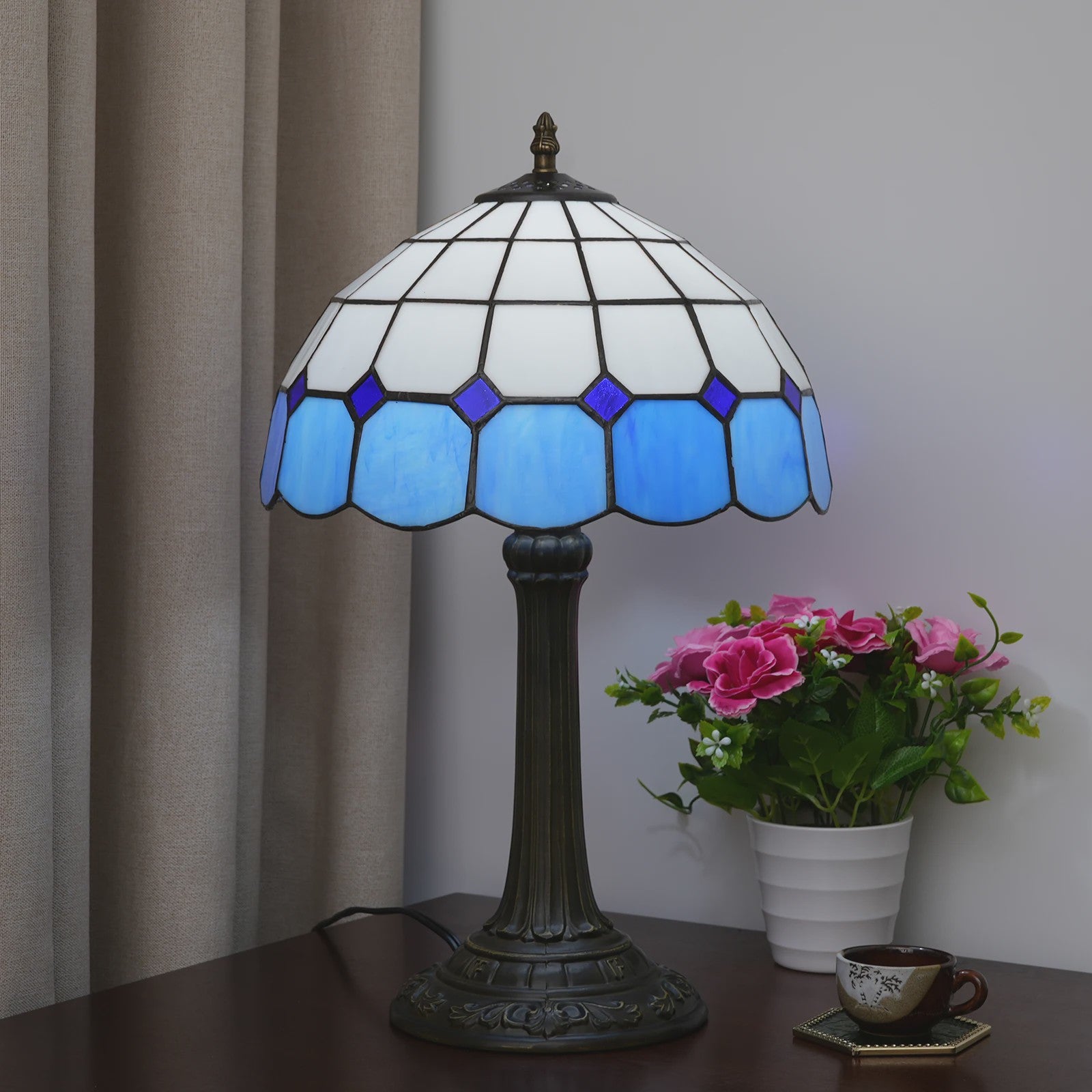 Vintage Gebrandschilderd Glas Tafellamp - Pauwstaart Stijl