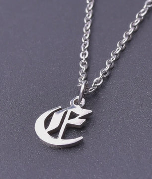 RVS Initiaal Ketting met Oude Engelse Letterhanger - 26 Letters, Perfect voor Hem, Haar of als Koppelkado