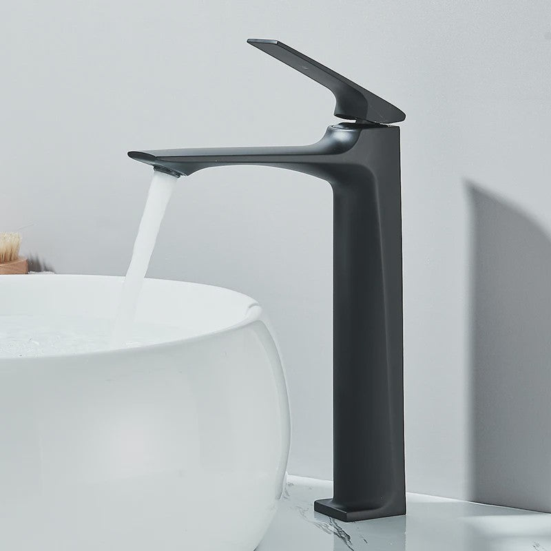 Moderne Wastafelkraan Messing - Enkel Hendel Mixer - Warm & Koud Water