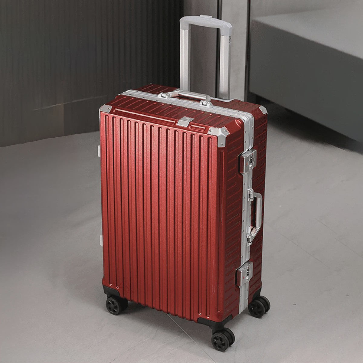 Aluminium Koffer met USB & Combinatieslot - Rolbaar Reiskoffer in Diverse Maten (20-28 inch)
