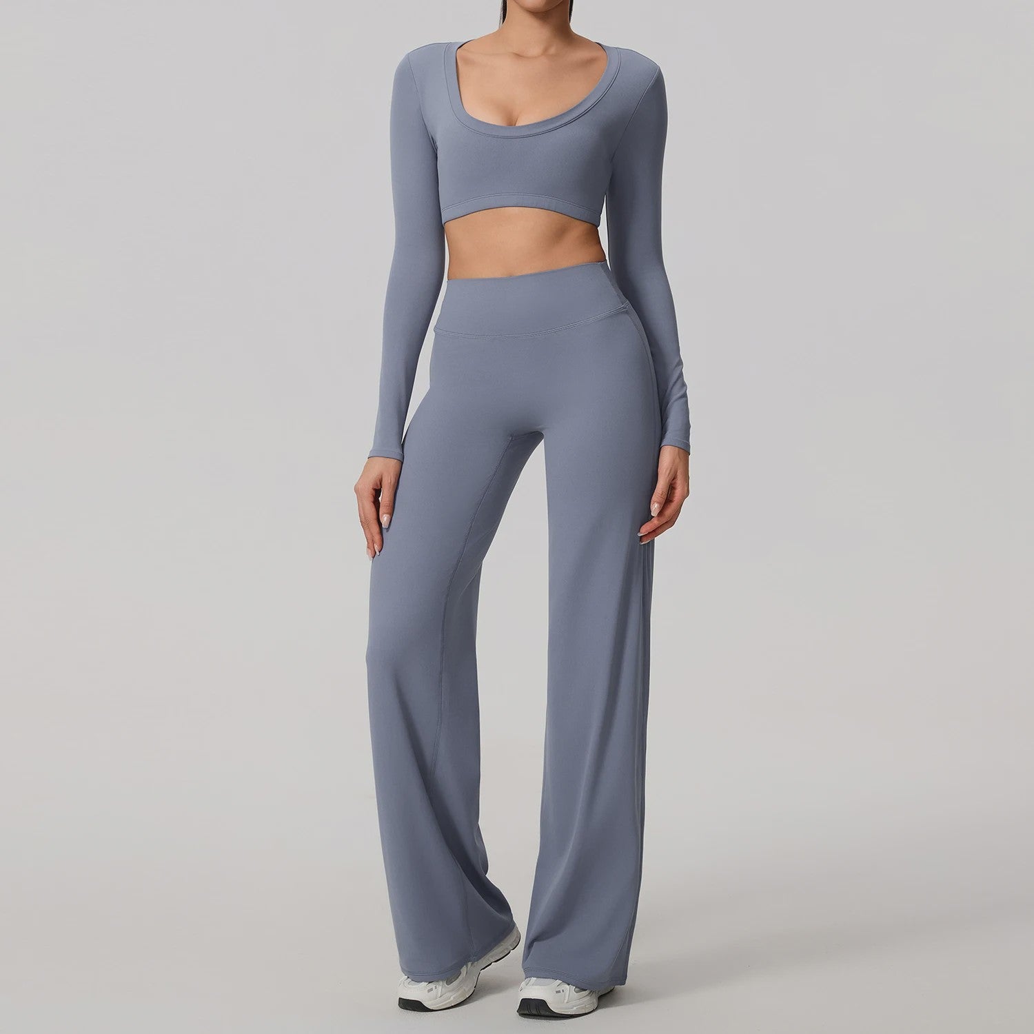 Dames Sportset: Sneldrogende Yoga Top met U-hals en Bell-Bottoms