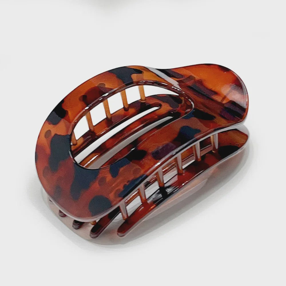 Moderne Ovalen Haarklem met Luipaardprint - Stijlvolle Acryl Haarclip voor Dames