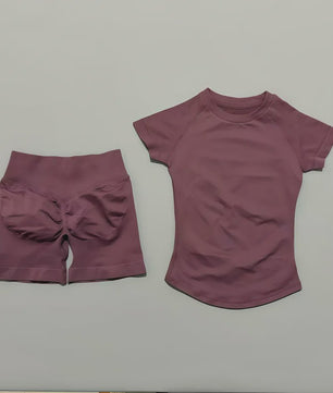 Seamless Sportset Dames: Yoga Top met Korte Mouw & Fitness Shorts