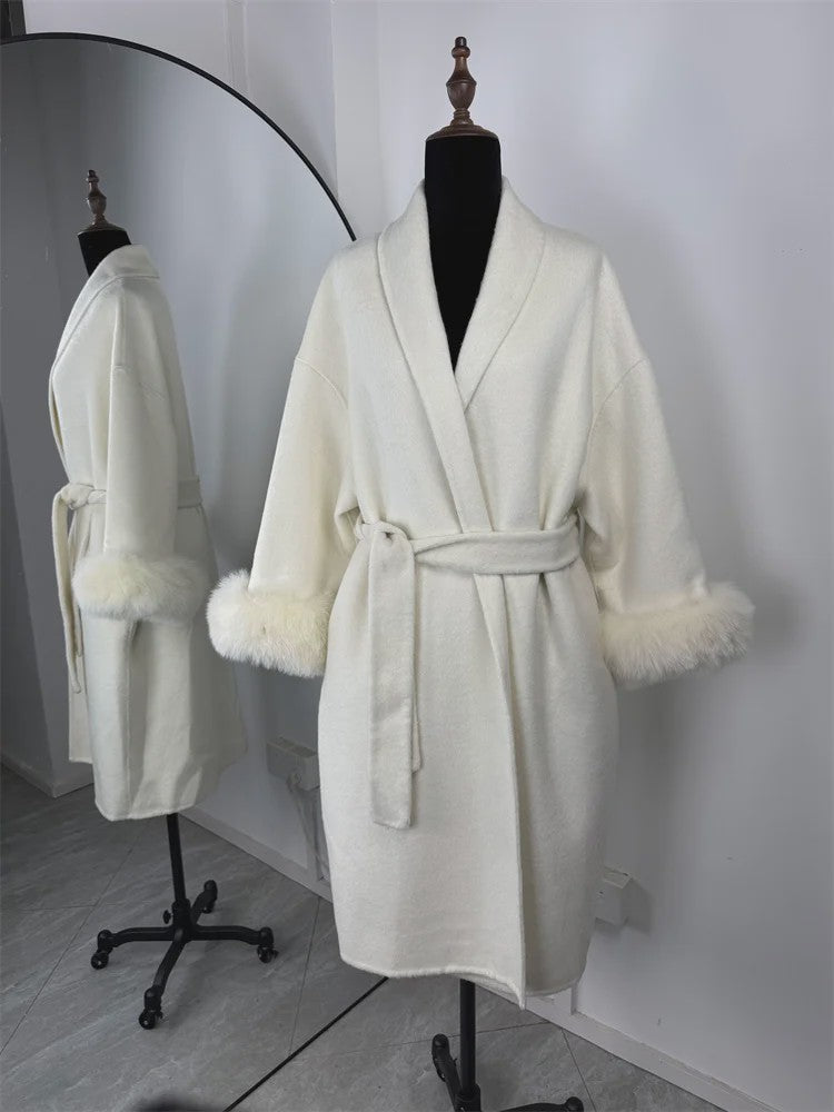 Luxe Dames Woljas met Bontkraag en Riem - Kort & Elegant
