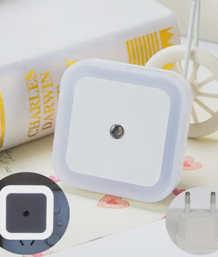 Draadloos LED Nachtlampje met Sensor - Mini Stekkerlampje voor Kinderkamer, Slaapkamer & Woonkamer