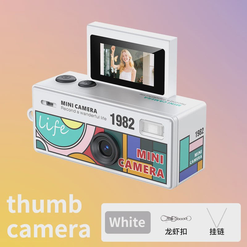 Retro Mini Digitale Camera met Sleutelhanger & Flip Screen - 720P Video Recorder
