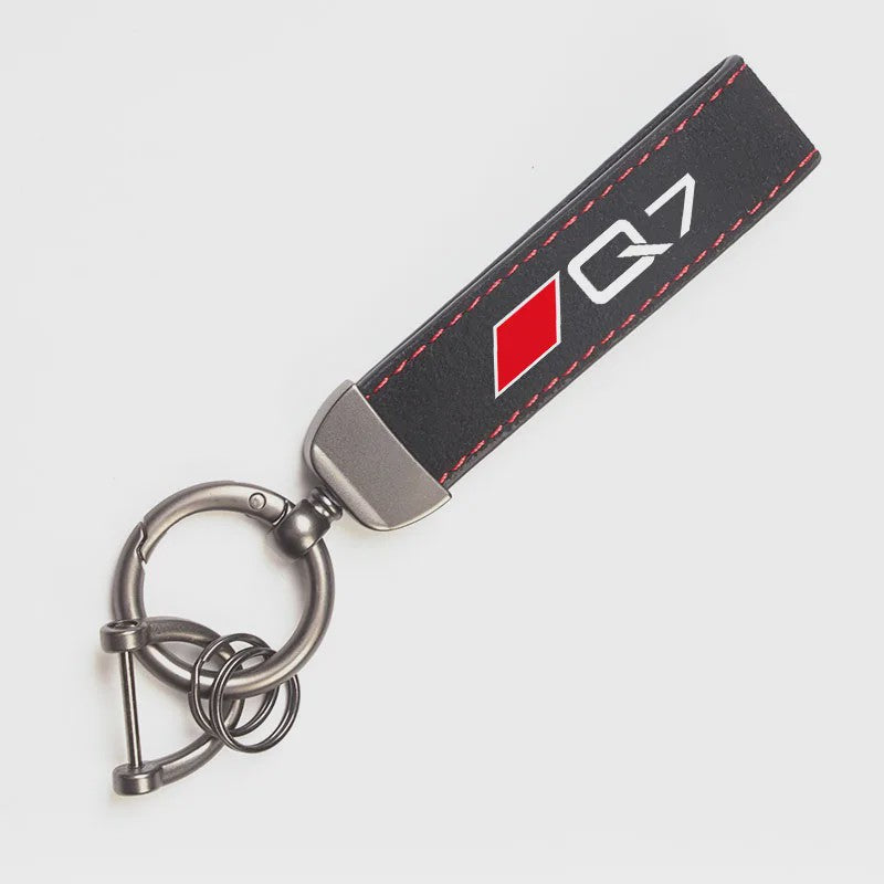 Luxe Audi Suede Sleutelhanger met Metalen Gesp - Stijlvolle Auto Accessoire