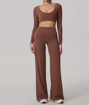 Dames Sportset: Sneldrogende Yoga Top met U-hals en Bell-Bottoms