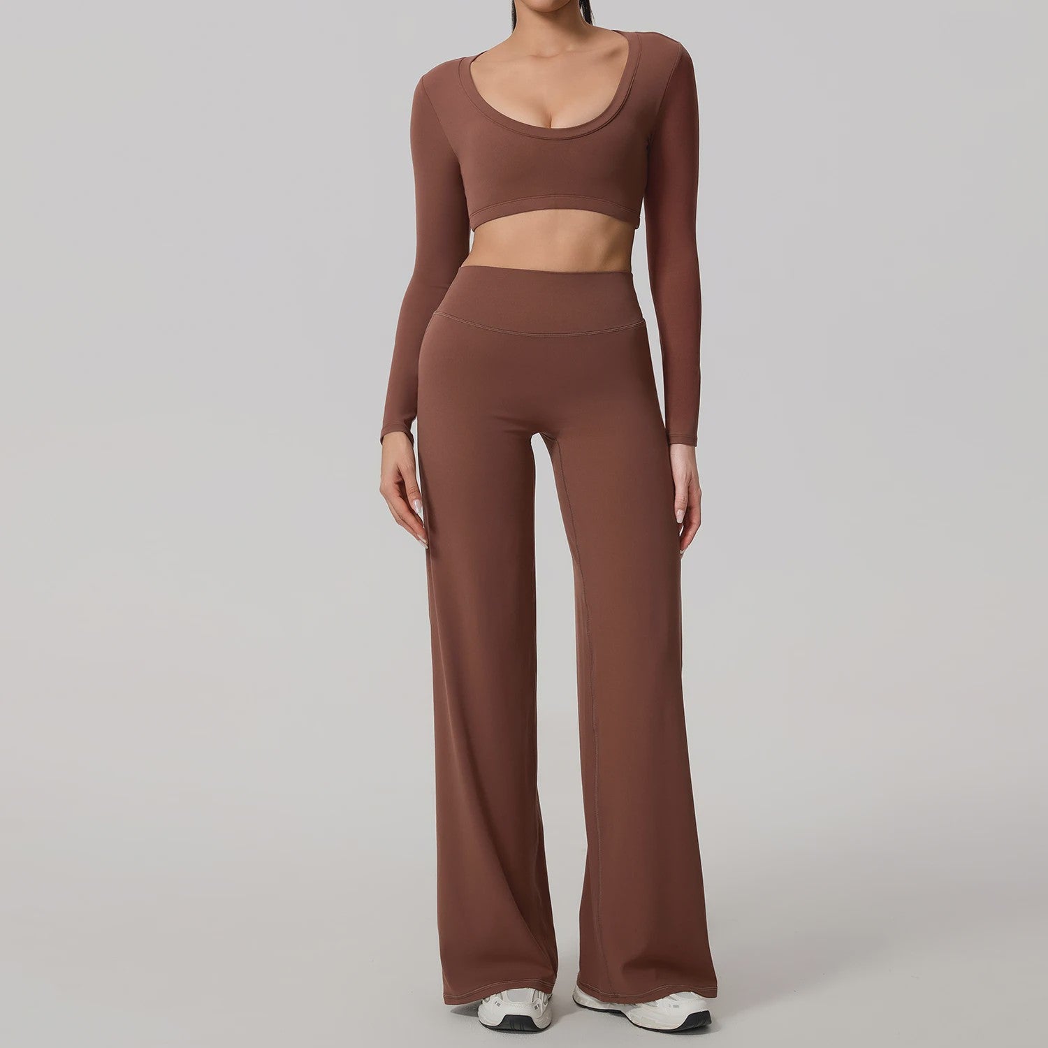 Dames Sportset: Sneldrogende Yoga Top met U-hals en Bell-Bottoms