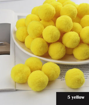 Mix van Zachte Pompoms (8-30mm) voor Knutselen, Decoratie & Speelgoed