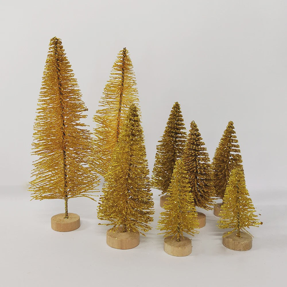 Set van 5 of 8 Mini Kerstboompjes - Tafeldecoratie met Houten Voet