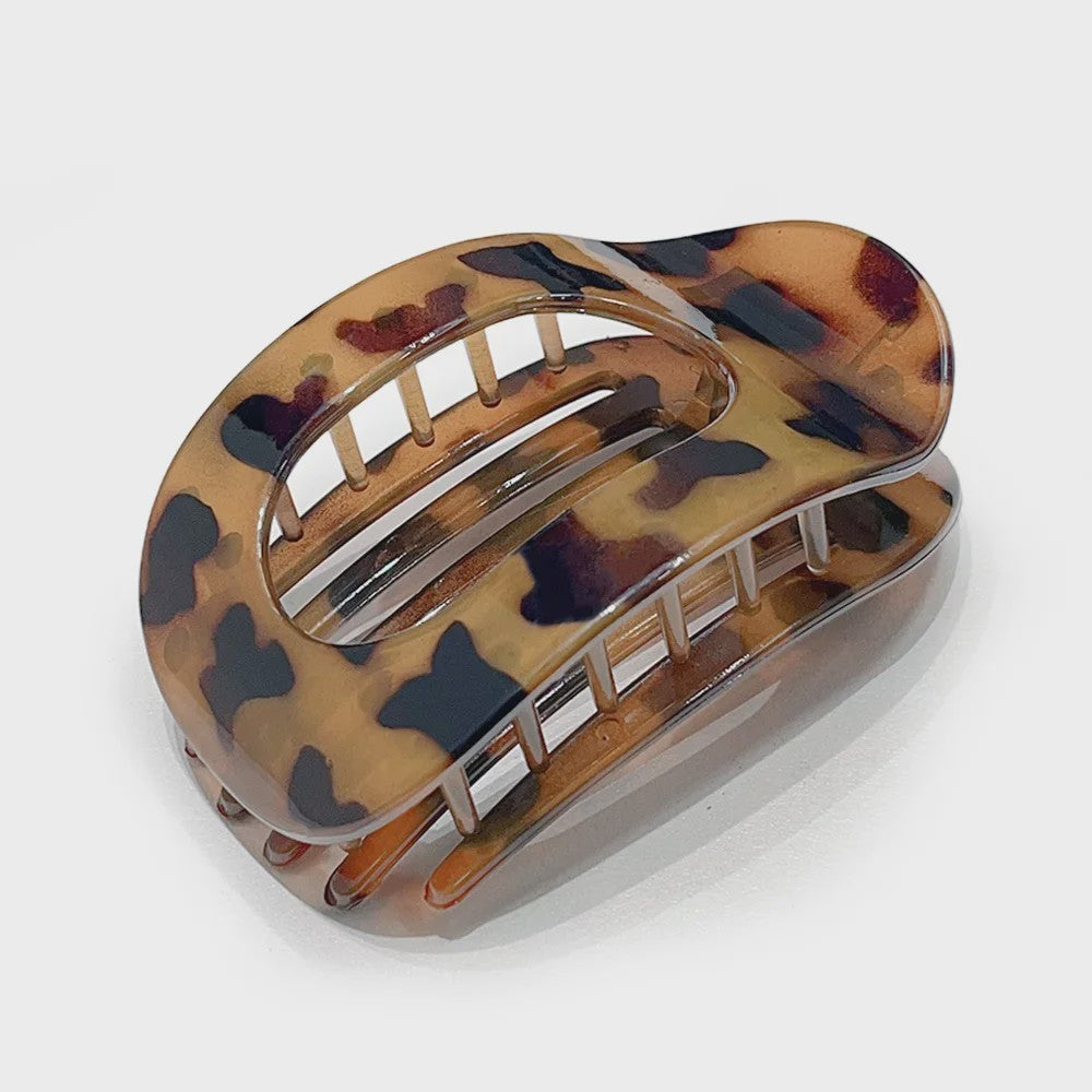 Moderne Ovalen Haarklem met Luipaardprint - Stijlvolle Acryl Haarclip voor Dames
