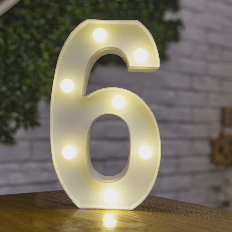 Decoratieve LED Letter & Cijfer Lampen - Creëer Sfeer met Warm Licht