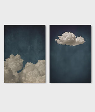 Abstracte Blauwe Wolken Poster - Minimalistische Canvas Muurkunst voor Moderne Woonkamer
