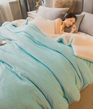 Luxe Dubbelzijdige Wol Pluche Deken - Warm & Comfortabel voor Bed, Bank & Camping
