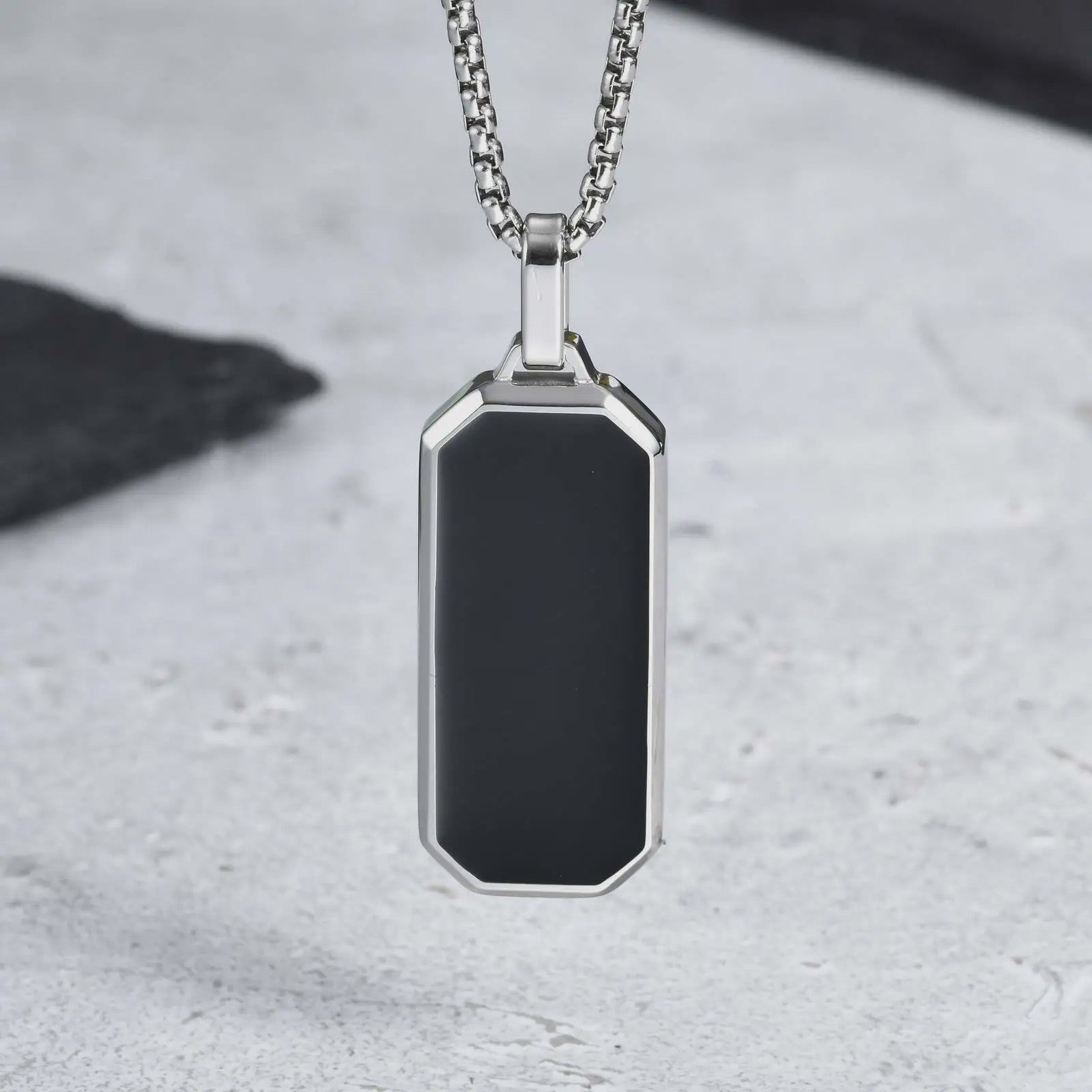 Stijlvolle RVS Hanger met Zwart Emaille - Geometric Dog Tag Ketting voor Mannen