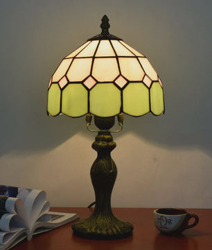 Stijlvolle Tiffany Tafellamp met Glas-in-Lood - Sfeervolle Leeslamp voor Woonkamer, Slaapkamer of Kantoor