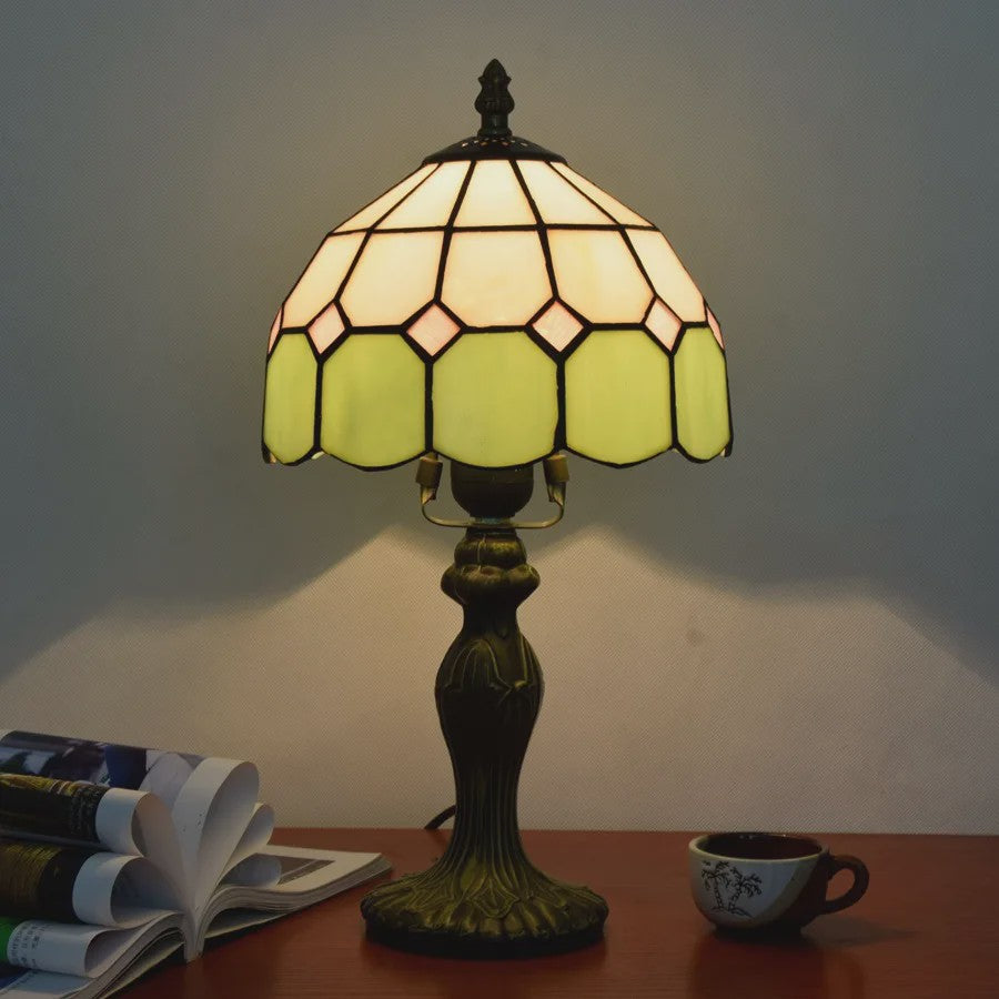 Stijlvolle Tiffany Tafellamp met Glas-in-Lood - Sfeervolle Leeslamp voor Woonkamer, Slaapkamer of Kantoor