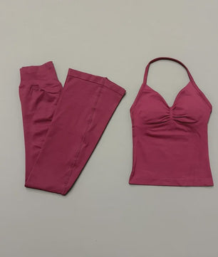 Dames Sportset: Seamless Strappy Top met Ruches & Butt Lifting Flare Leggings