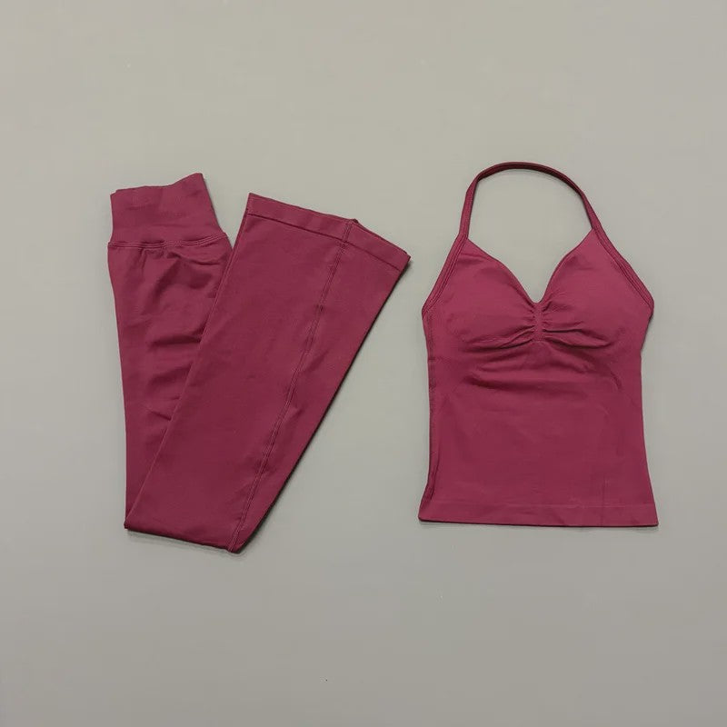 Dames Sportset: Seamless Strappy Top met Ruches & Butt Lifting Flare Leggings