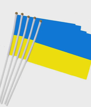 Ukraine Wapperende Handvlag 14x21cm met Witte Stok - Feestdecoratie & Evenementen